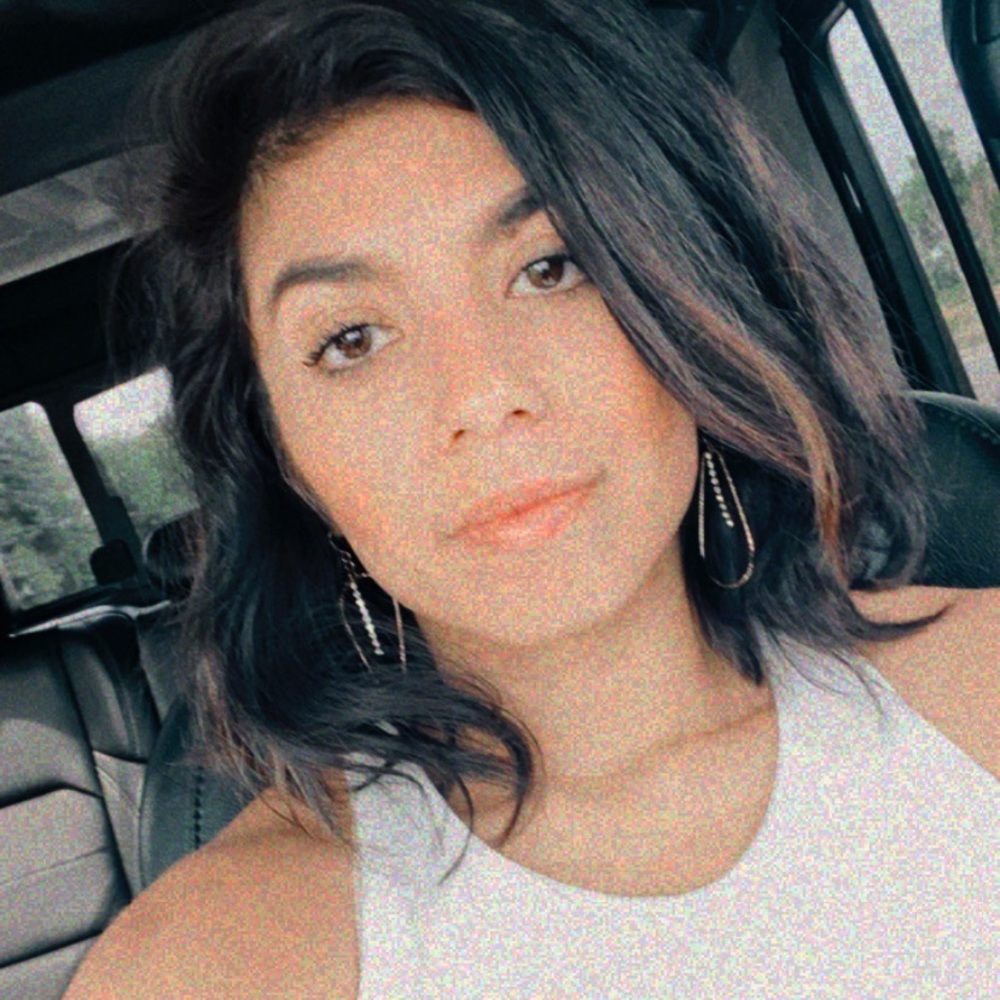 Meet your Posher, Angie